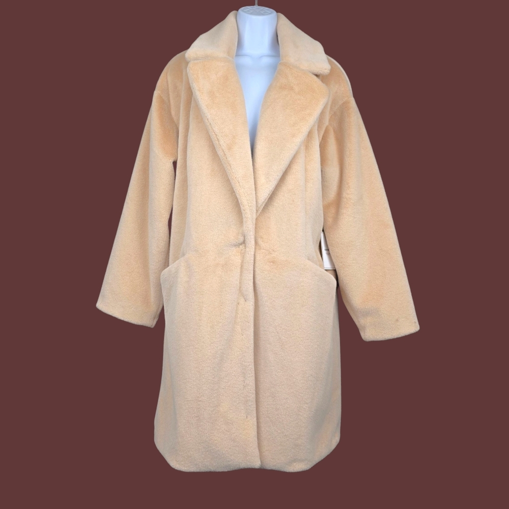 Forever 21 Womens Nude Tan Faux Fur Coat Size S NWT